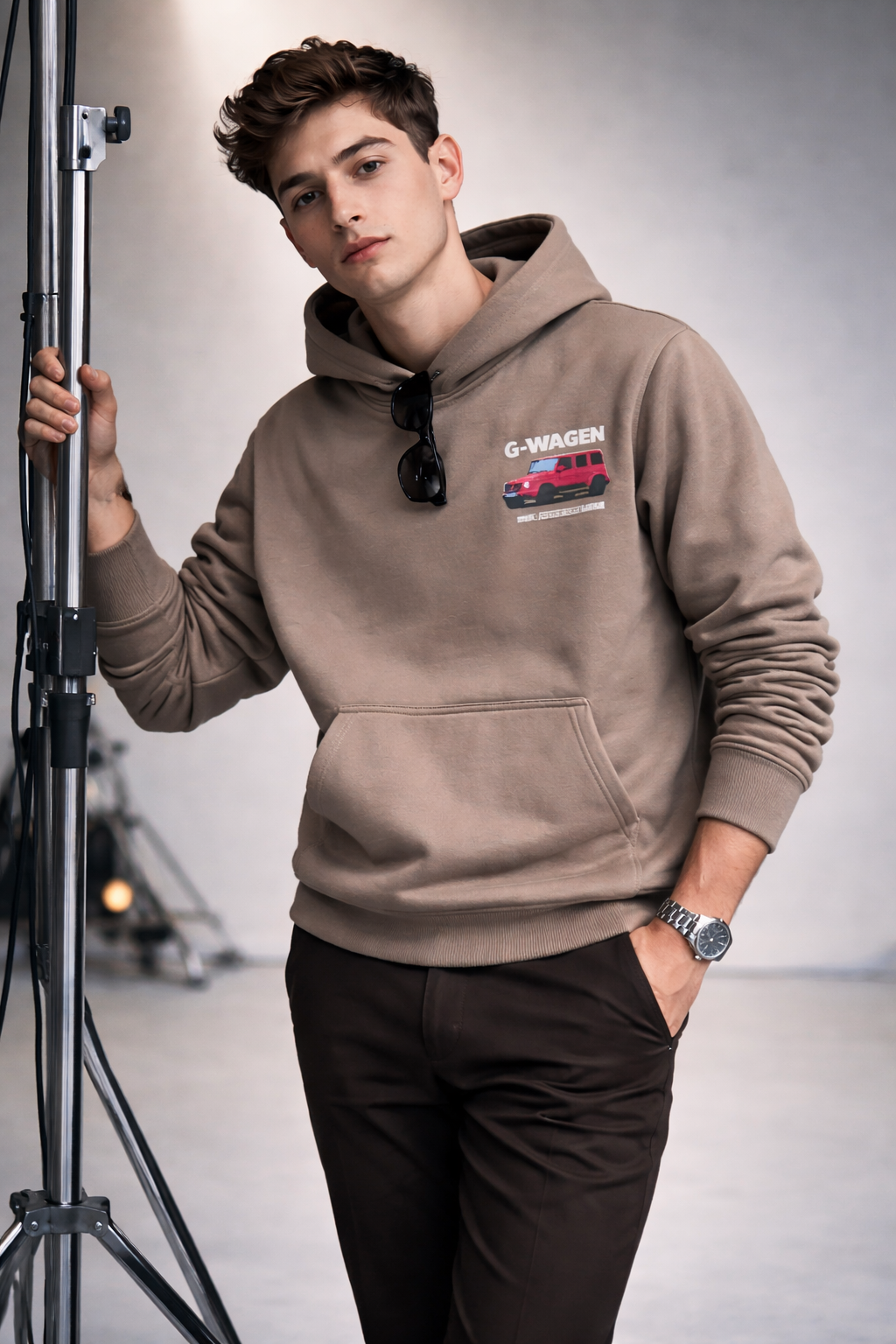 Men’s Urban Graphic Hoodie – Olive Green