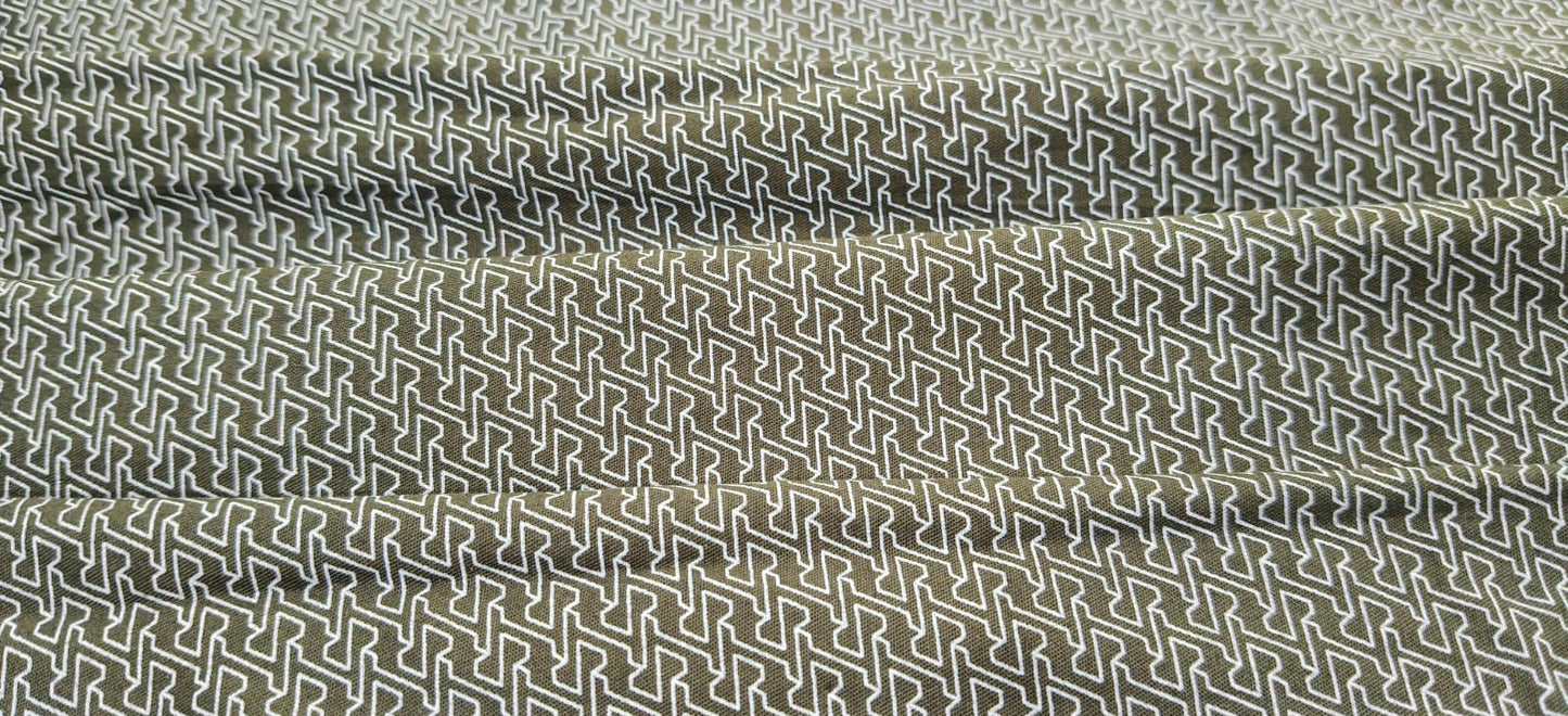 The Urban Geo-Pattern Smart Smart Shirt